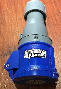 Shore power socket female 2P-E 16amp