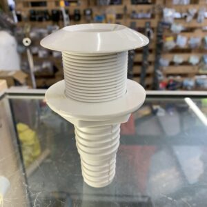Skin fitting 1 1/2”